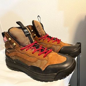 Vans Gortex Waterproof shoes women’s 9 men’s 7.5